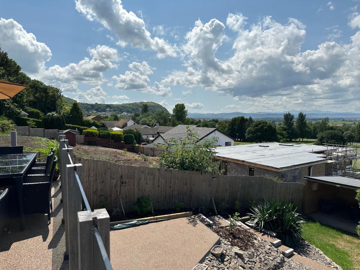 Offa'S Lodge Family Home Quiet Area With Sea Views Prestatyn Εξωτερικό φωτογραφία