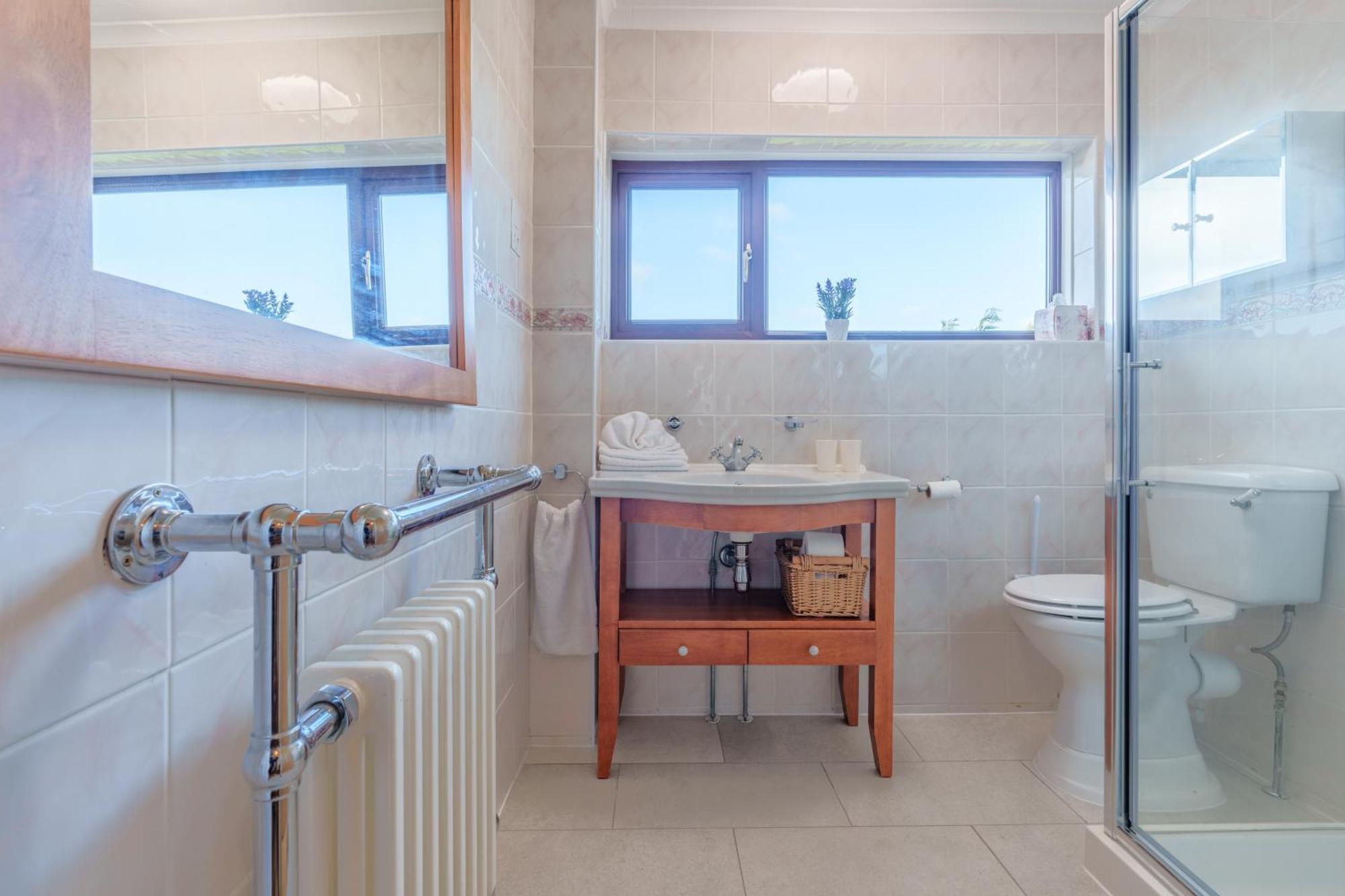 Offa'S Lodge Family Home Quiet Area With Sea Views Prestatyn Εξωτερικό φωτογραφία